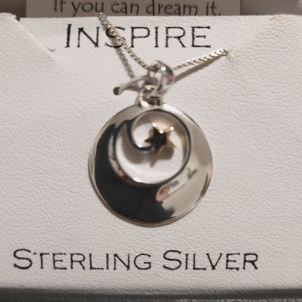 NIB INSPIRE NECKLACE WITH PENDENT W/ GOLD STAR